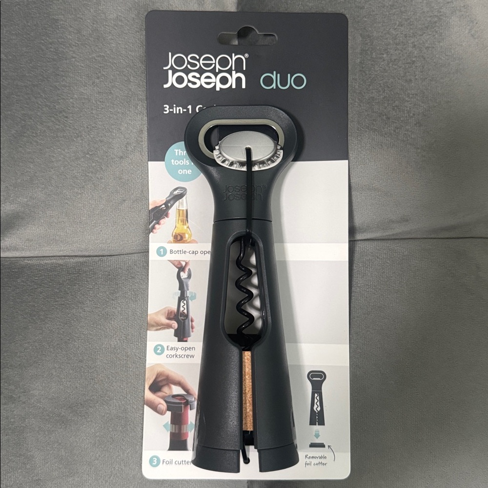 Joseph Joseph Duo Black 3-in-1 Corkscrew